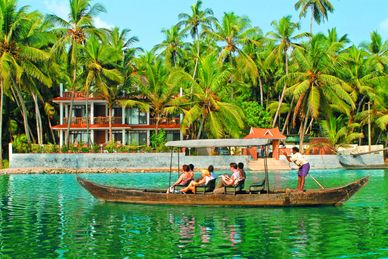 Beach & Lake Ayurvedic Resort Indien